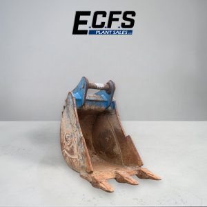 600mm Digging Bucket 65mm pins - Used - D65