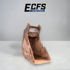 450mm Digging Bucket 65mm pins – Used – D85