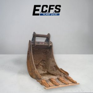 750mm Digging Bucket w/ 90mm Pins – Used – D101