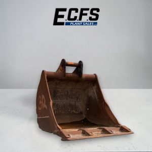 900mm Digging Bucket 65mm pins - Used - D108
