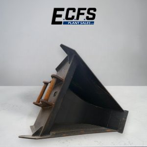 14"- 51" V-Bucket w/ S60 Pins - Used - D178