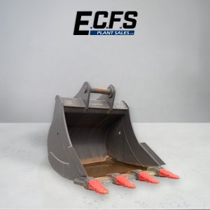 900mm Digging Bucket w/ 60mm Pins – Unused – D92