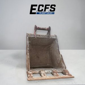 950mm Digging Bucket w/ 80mm Pins – Used – D185