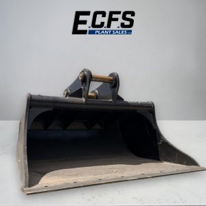 1800mm Scandinavian Ditching Bucket w/ 65mm Pins - Used - D203
