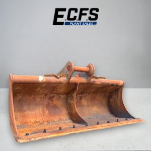 2100mm Ditching Bucket w/ 80mm Pins - Used - D247