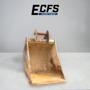750mm Digging Bucket w/ 65mm Pins – Used – D299