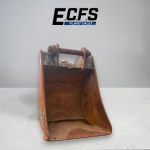600mm Digging Bucket w/ 50mm Pins – Used – D368
