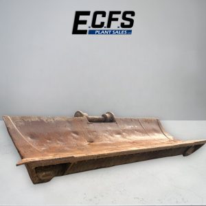 2800mm Top soil blade Ditching Bucket w/ 80mm Pins - Used - D376