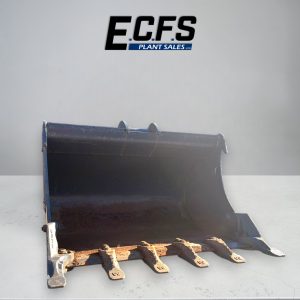 900mm Digging Bucket w/ 45mm 3CX Pins – Unused – D445