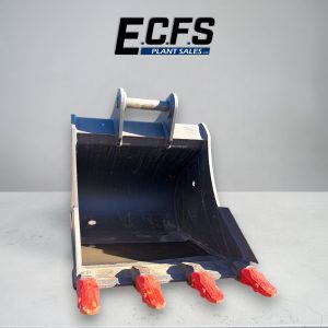 900mm Digging Bucket w/ 65mm Pins – Unused – D446